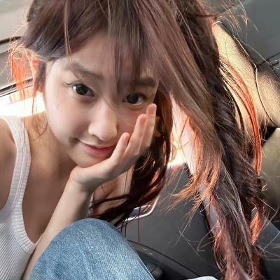 新生的秘密海报